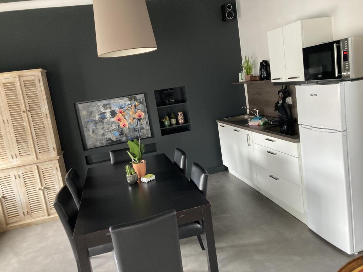 L'Amarante Chambres D'Hotes Ou Gite Citadin 特镇 外观 照片