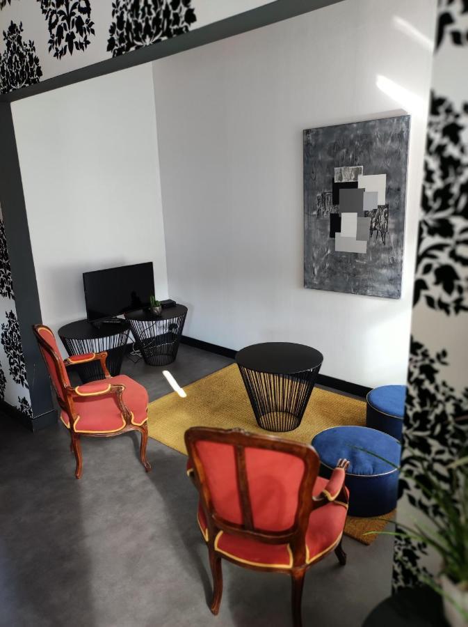 L'Amarante Chambres D'Hotes Ou Gite Citadin 特镇 外观 照片