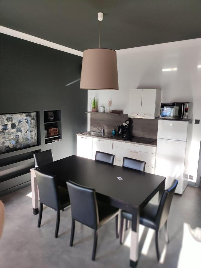 L'Amarante Chambres D'Hotes Ou Gite Citadin 特镇 外观 照片