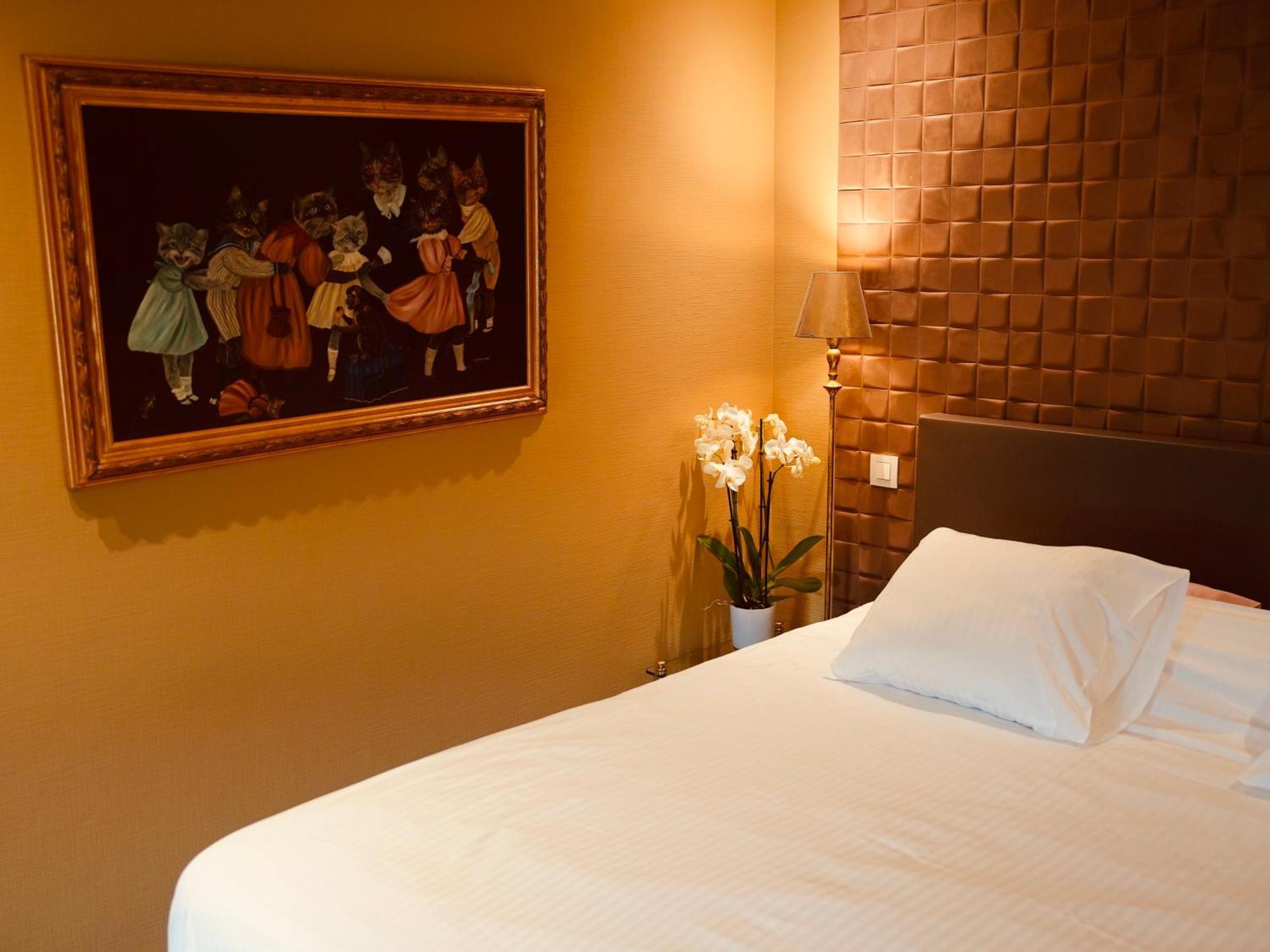 L'Amarante Chambres D'Hotes Ou Gite Citadin 特镇 外观 照片